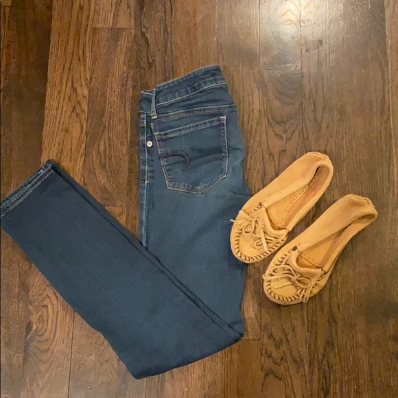 Skinny American Eagle Jeans - Picture 2 of 5